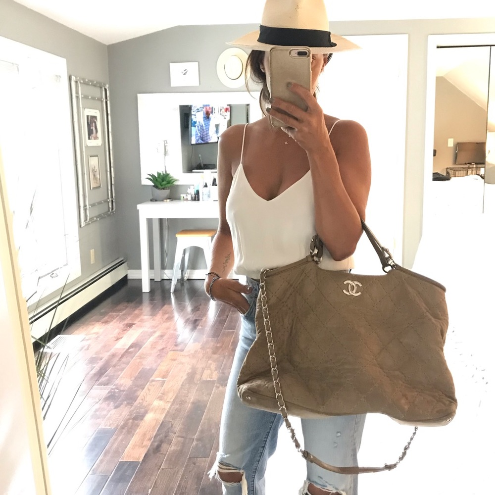 Chanel Jumbo Calfskin Quilted XXL Tote bag Tan